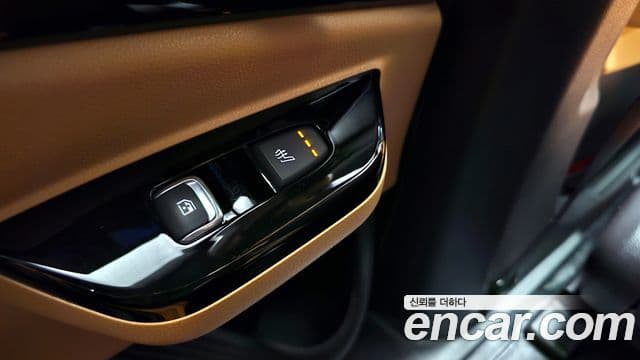 Kia Carnival 4세대 бензин 9인승 High Limousine(компания по спецнадстройкам), 2022 17