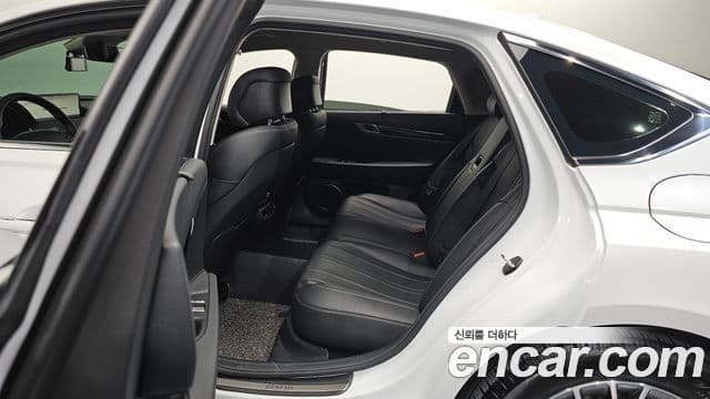 Genesis G80 (RG3) бензин 2.5 турбо AWD, 2022 11