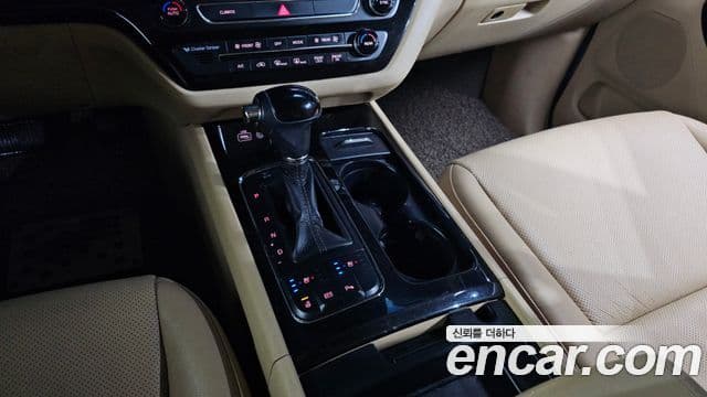 Kia All New Carnival Prestige, 2016 9