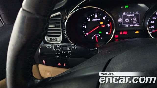 Kia All New Carnival Prestige, 2016 17