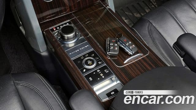 Land Rover Range Rover 4세대 4.4 SDV8 Vogue SE дизель, 2015 9