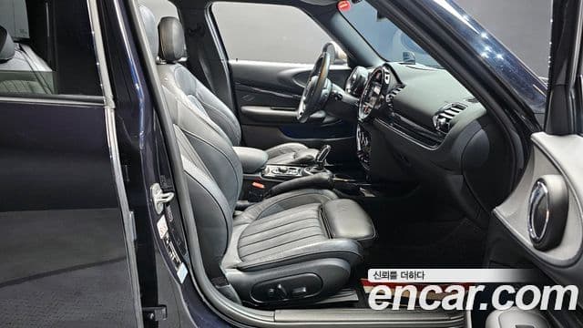 Mini Cooper 클럽맨 2세대, 2020 11