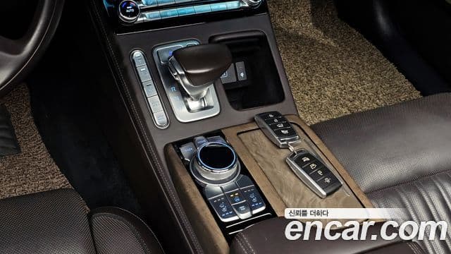 Genesis G90 Prestige, 2019 9
