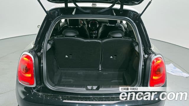 Mini Cooper D 3세대, 2018 20