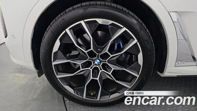 BMW X7 (G07) xDrive 40i M Sport 6인승, 2024 все фото