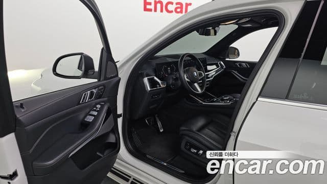 BMW X7 (G07) xDrive 40i M Sport 6인승, 2024 10