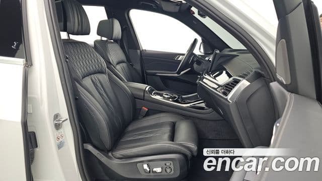 BMW X7 (G07) xDrive 40i M Sport 6인승, 2024 11