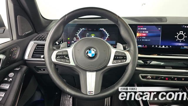 BMW X7 (G07) xDrive 40i M Sport 6인승, 2024 14
