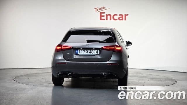 Mercedes-Benz A-класс W177 A220 хэтчбек, 2024 4