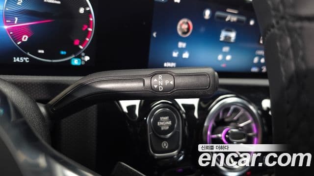 Mercedes-Benz A-класс W177 A220 хэтчбек, 2024 9