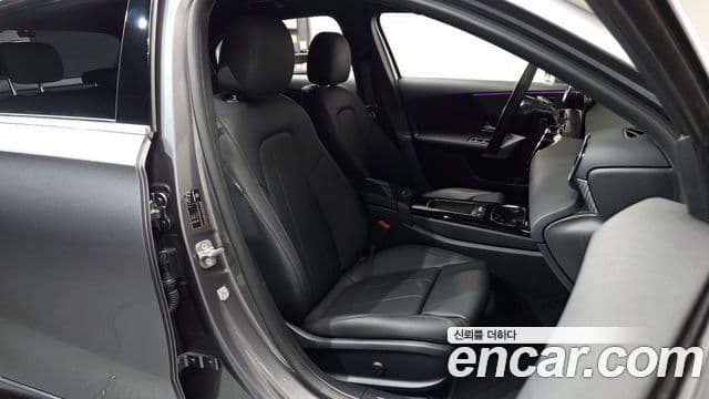 Mercedes-Benz A-класс W177 A220 хэтчбек, 2024 10