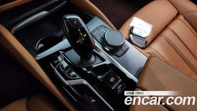 BMW 5시리즈 (G30) 520i M Sport, 2023 9