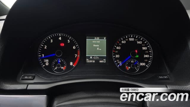 Volkswagen 시로코 2.0 TSI R, 2013 8