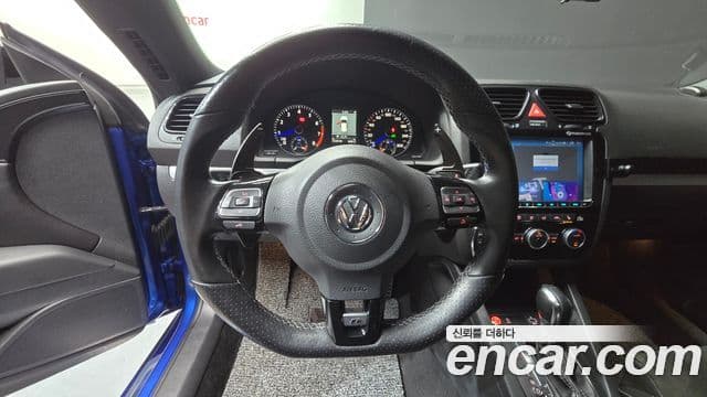 Volkswagen 시로코 2.0 TSI R, 2013 13
