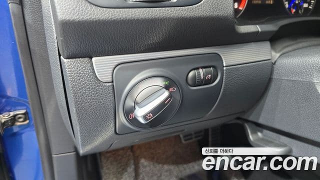 Volkswagen 시로코 2.0 TSI R, 2013 15