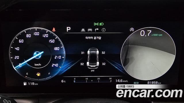 Kia Carnival 4세대 Signature, 2021 8