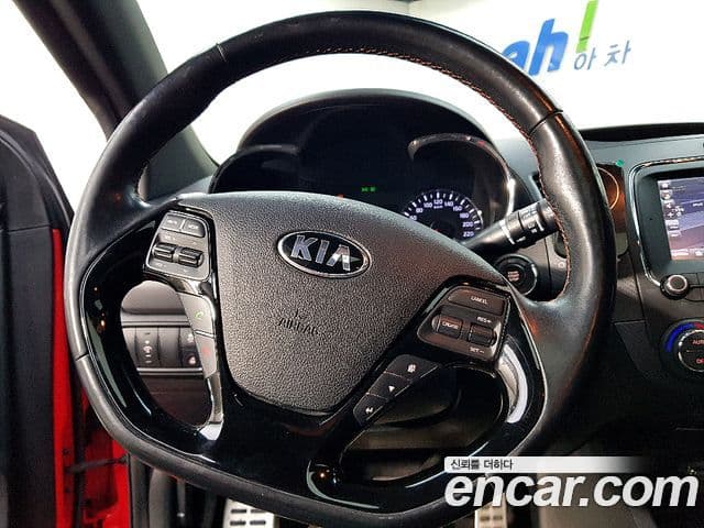 Kia The / новый New K3 купе Noblesse, 2016 12