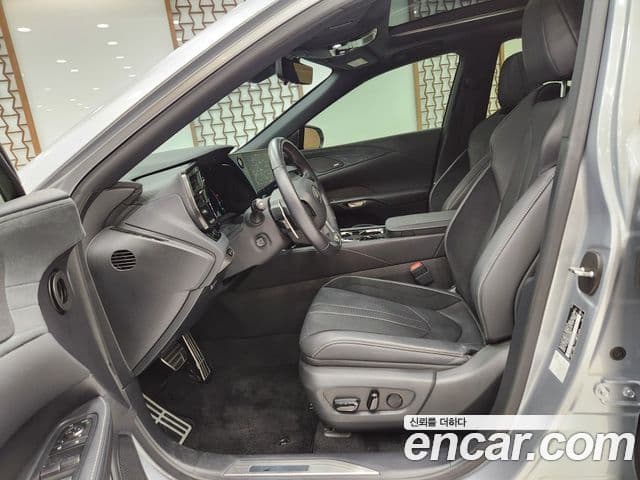 Lexus RX500h 5세대 F-Sport, 2024 9