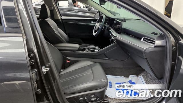 Kia K5 3세대 Prestige, 2020 11