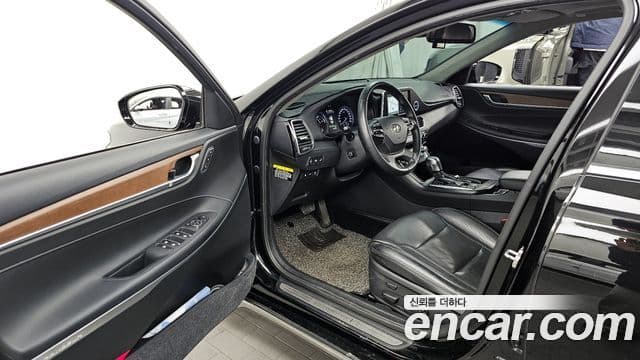 Hyundai Grandeur IG гибрид Special, 2018 10