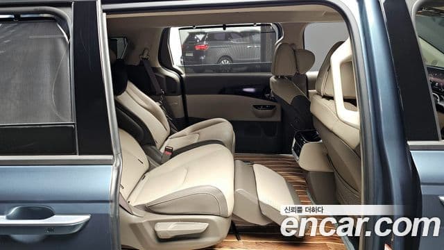 Kia Carnival 4세대 Signature, 2021 11