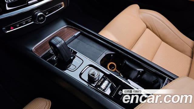 Volvo V60 Cross Country 2세대 B5 Pro AWD, 2021 9