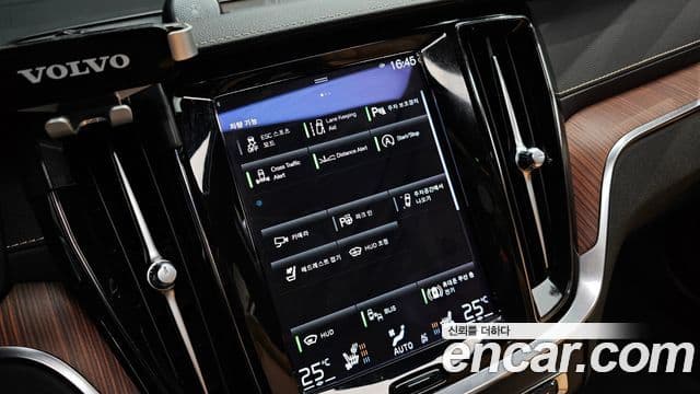 Volvo V60 Cross Country 2세대 B5 Pro AWD, 2021 17