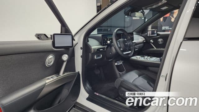 Genesis GV60 Standard, 2023 10