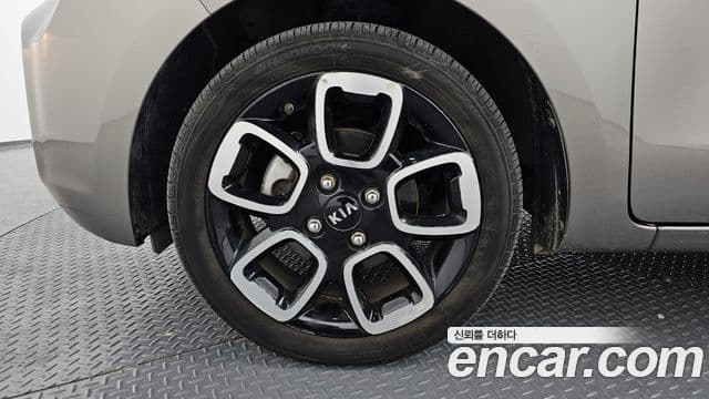 Kia The / новый New Ray Prestige, 2019 все фото