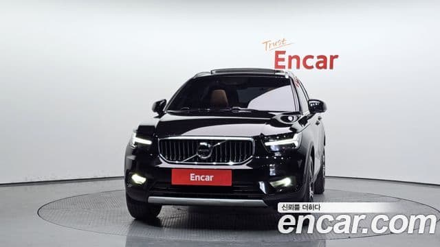 Volvo XC40 B4 Inscription, 2022 3