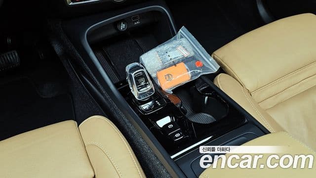 Volvo XC40 B4 Inscription, 2022 9