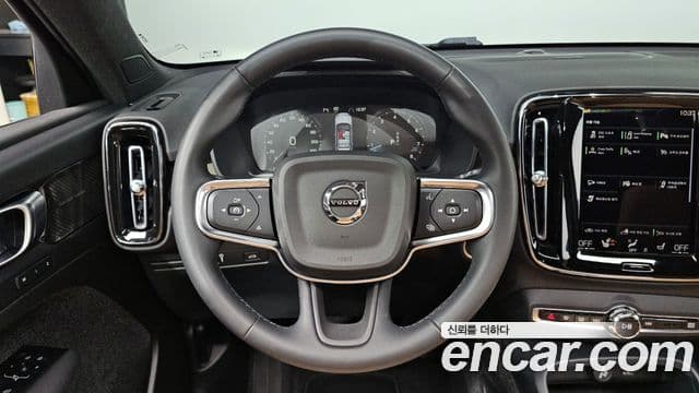 Volvo XC40 B4 Inscription, 2022 13