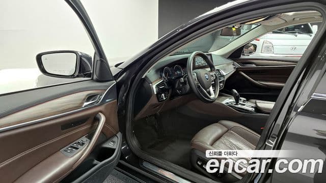 BMW 5시리즈 (G30) 520d Luxury Plus, 2018 11