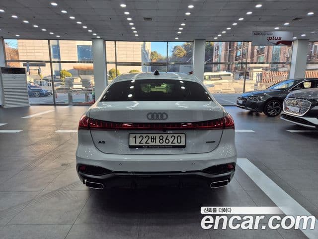 Audi A5 (B10) 40 TFSI Quattro S Line, 2025 4