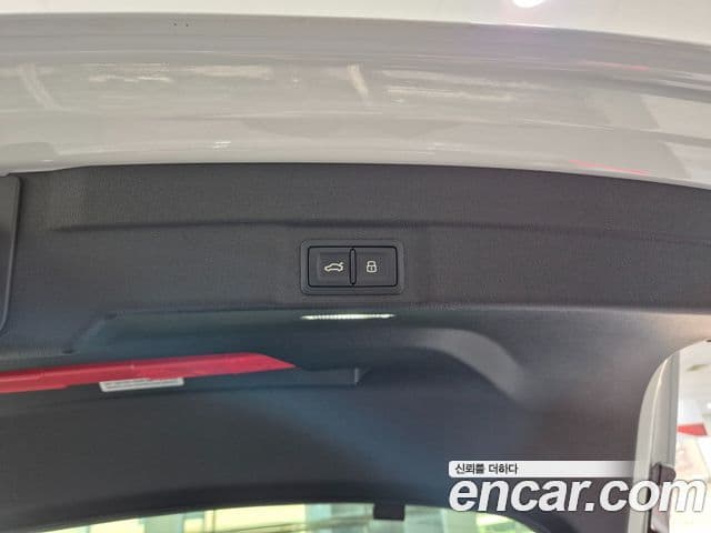 Audi A5 (B10) 40 TFSI Quattro S Line, 2025 17