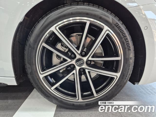 Audi A5 (B10) 40 TFSI Quattro S Line, 2025 20