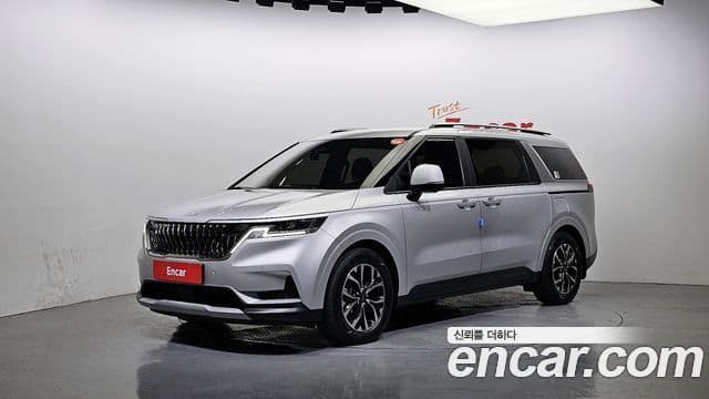 Kia Carnival 4세대 Prestige, 2023 1