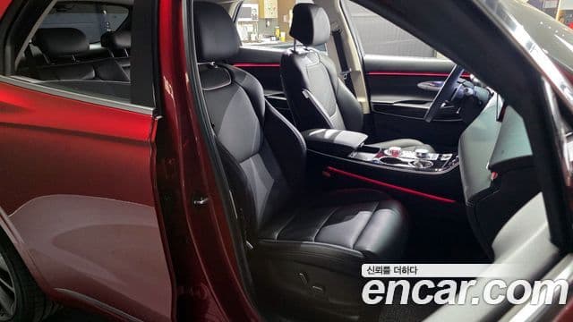 Genesis GV70, 2025 12