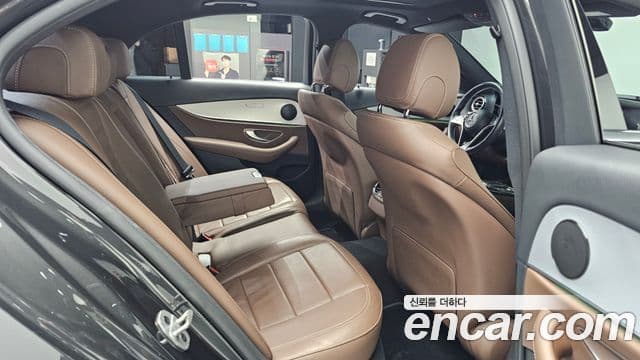 Mercedes-Benz E-класс W213 Avantgarde, 2021 8