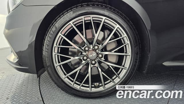 Genesis G80 Premium Luxury, 2018 все фото