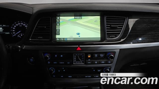 Genesis G80 Premium Luxury, 2018 14