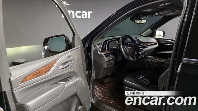 Cadillac Escalade 5세대 Premium Luxury Platinum, 2022 10