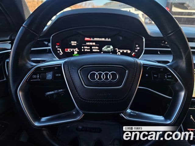Audi A8 (D5) 55 TFSI Quattro LWB, 2021 8