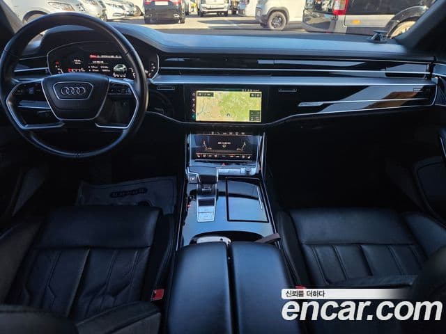 Audi A8 (D5) 55 TFSI Quattro LWB, 2021 11
