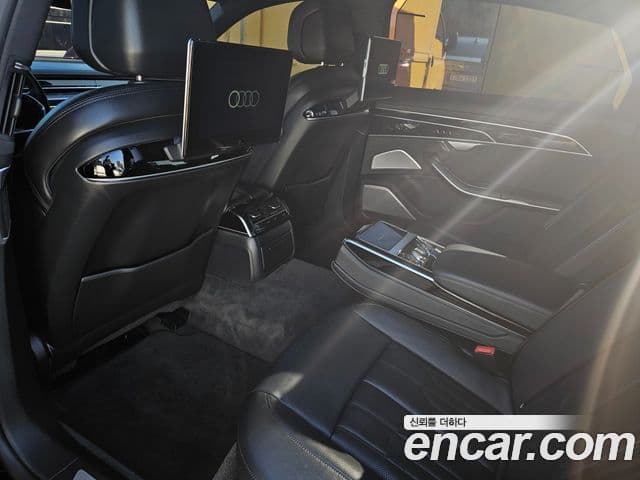 Audi A8 (D5) 55 TFSI Quattro LWB, 2021 13