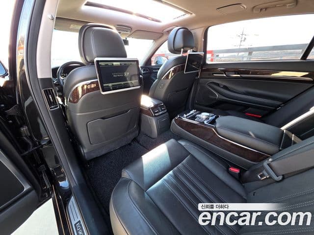 Genesis EQ900 Premium Luxury, 2018 2