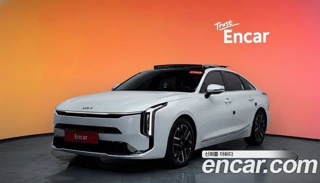 Kia The / новый New K8 Noblesse, 2025 1