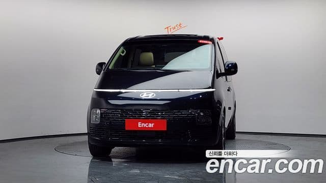Hyundai Staria Modern, 2025 3