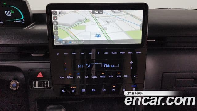 Hyundai Staria Modern, 2025 15