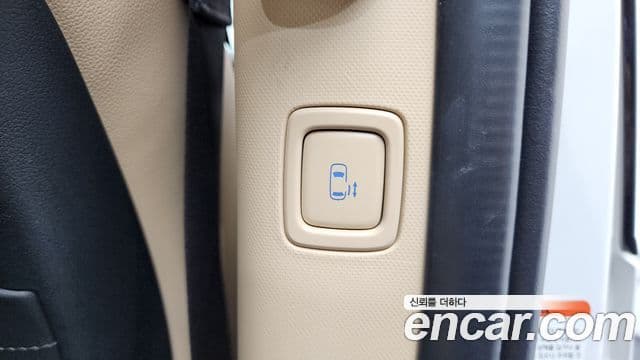 Hyundai Staria Modern, 2025 19